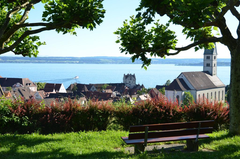 Seebrise Mit Musik Und Wein Meersburg Buitenkant foto