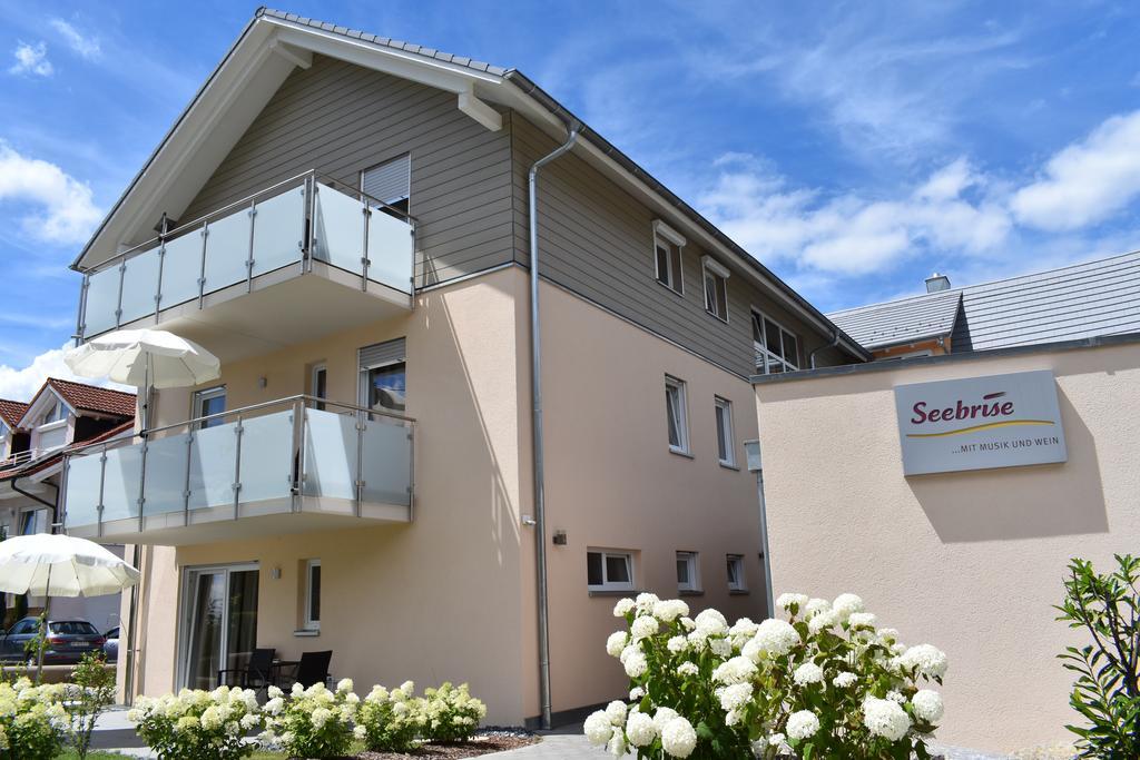 Seebrise Mit Musik Und Wein Meersburg Buitenkant foto